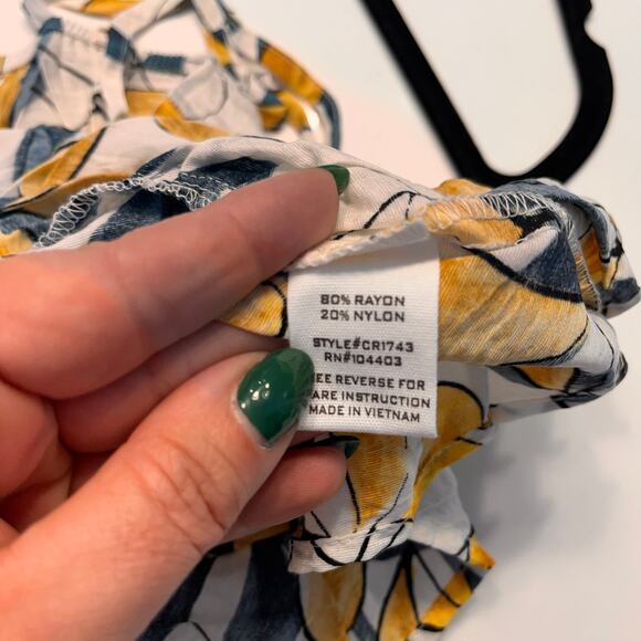 NEW Mine White Floral Tiered Peplum Style Tank Top Size Medium - Picture 6 of 9